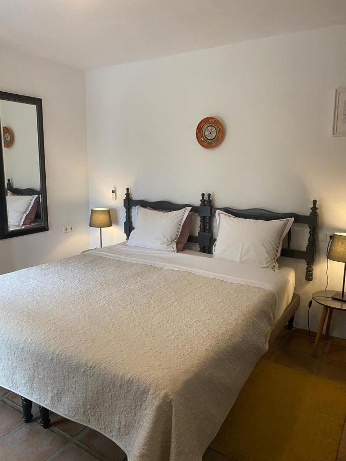 El Nispero Dulce Bed & Breakfast Alcaucin Exterior photo
